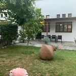 Naiada شقة