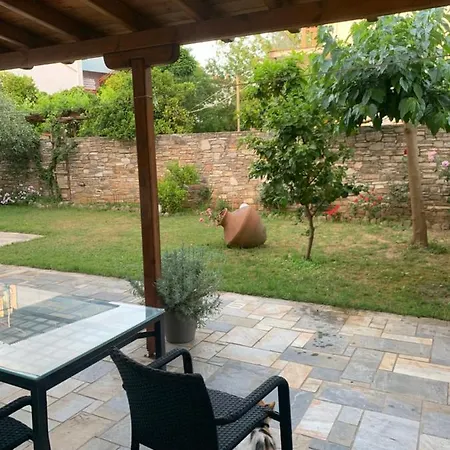 Апартаменты Naiada Милина